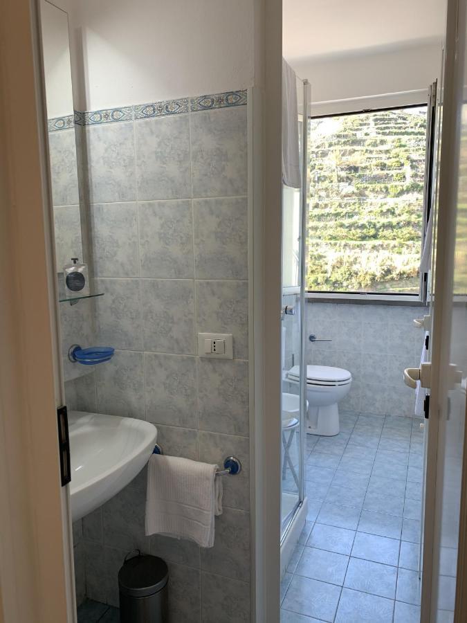 Orizzonti Apartments Манарола Екстериор снимка