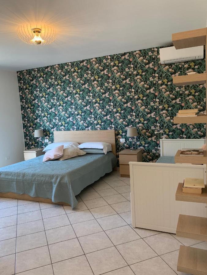 Orizzonti Apartments Манарола Екстериор снимка